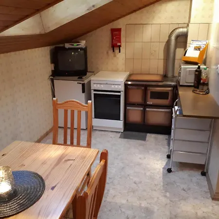 Gaestehaus Bergwald - Poetscherjahringerhof Apartamento Virgen