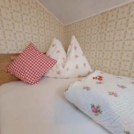 Gaestehaus Bergwald - Poetscherjahringerhof *